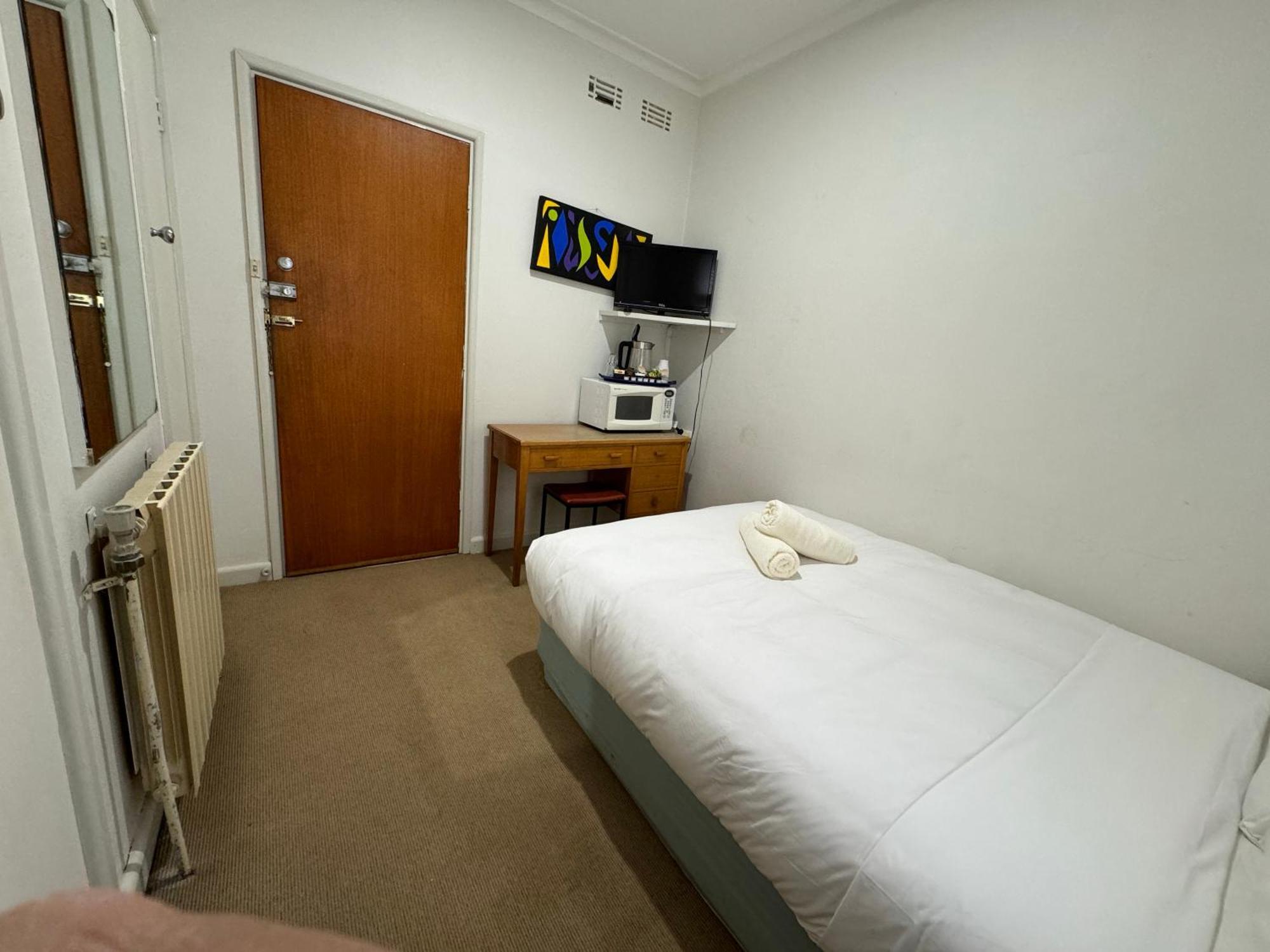 קומה Bunkhouse Motel מראה חיצוני תמונה