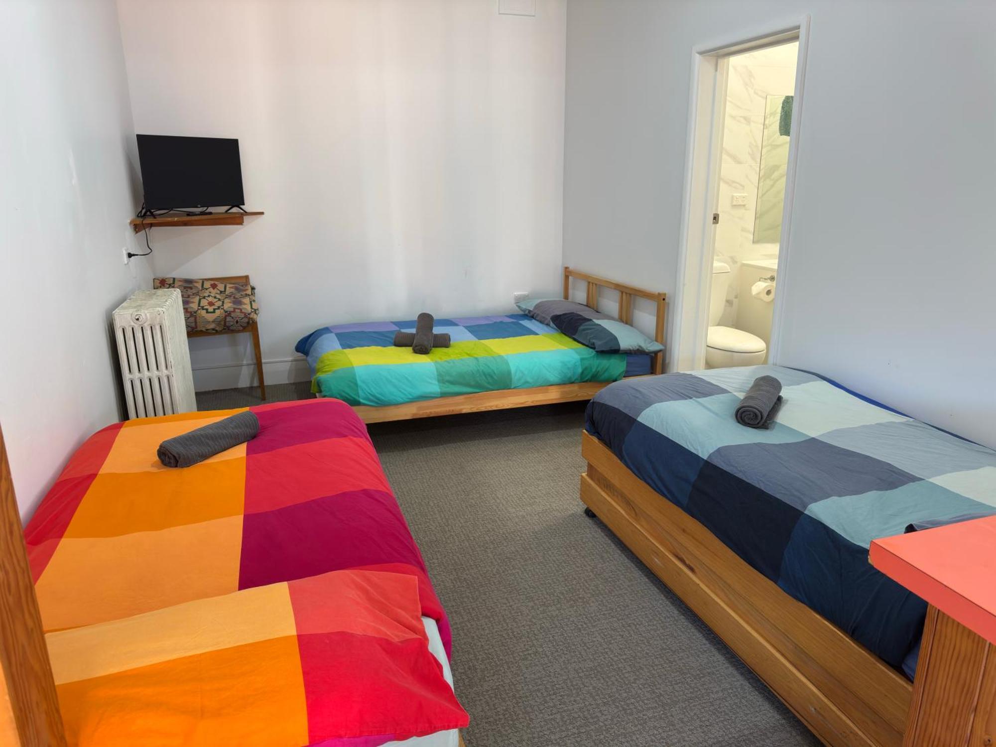 קומה Bunkhouse Motel מראה חיצוני תמונה