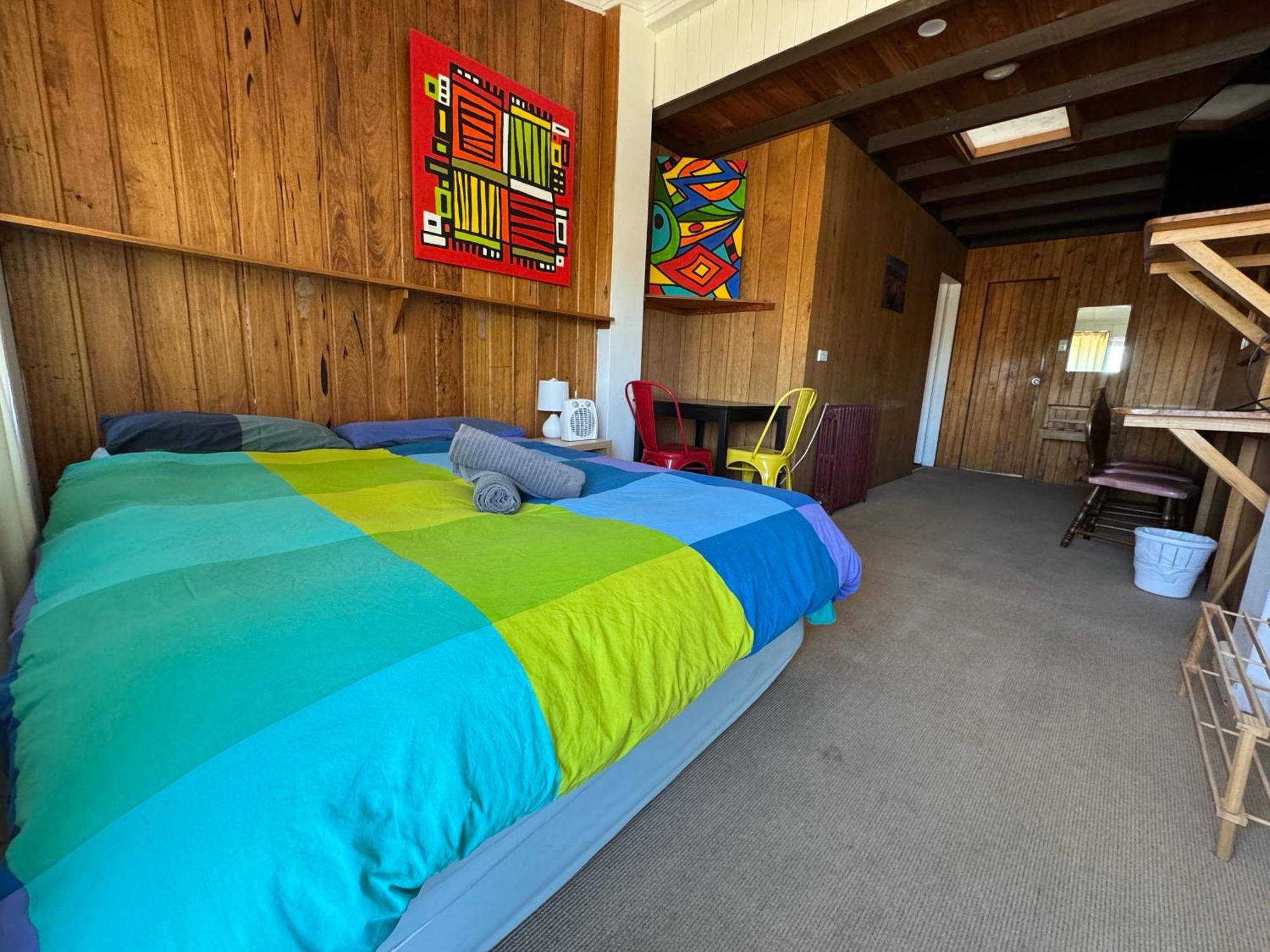 קומה Bunkhouse Motel מראה חיצוני תמונה